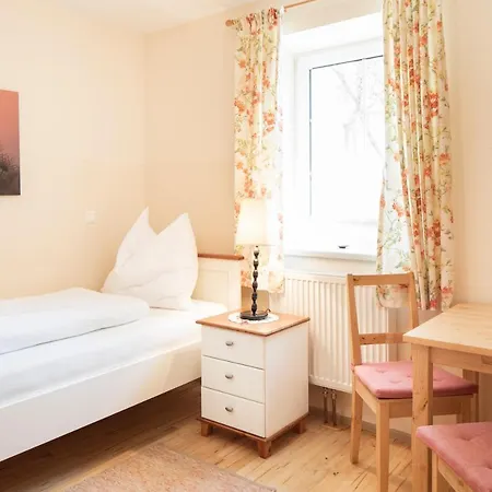 Gaestehaus Gnant Appartement Winten (Wienerwald)