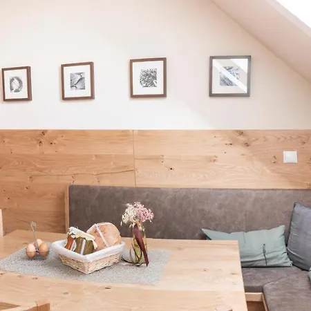 Gaestehaus Gnant Winten (Wienerwald)