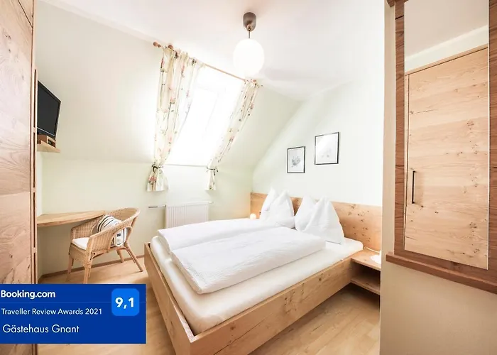 Gaestehaus Gnant Lägenhet